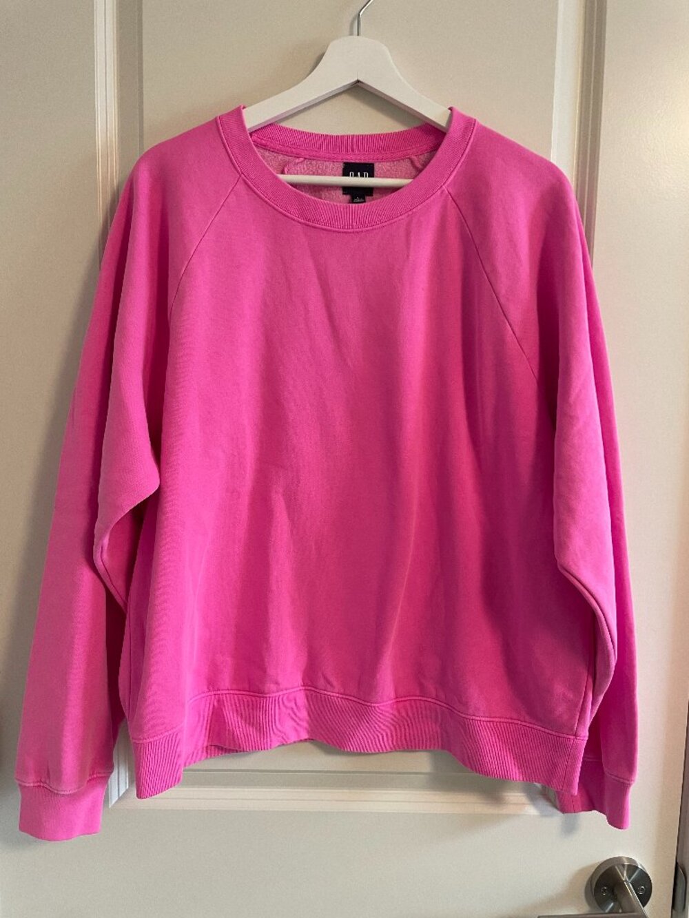 NWT GAP VintageSoft Raglan Sweatshirt